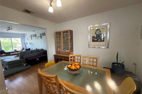 Купить виллу или дом в Майами, Флорида 2 спальни, 107.95м2, № 1932234 - фото 9