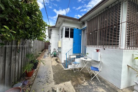 Купить виллу или дом в Майами, Флорида 2 спальни, 107.95м2, № 1932234 - фото 26