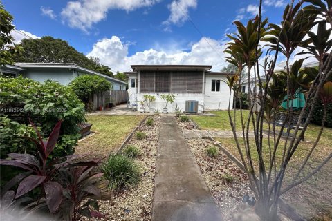 Купить виллу или дом в Майами, Флорида 2 спальни, 107.95м2, № 1932234 - фото 22