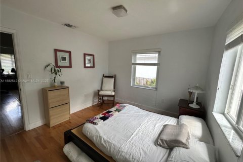 Купить виллу или дом в Майами, Флорида 2 спальни, 107.95м2, № 1932234 - фото 14