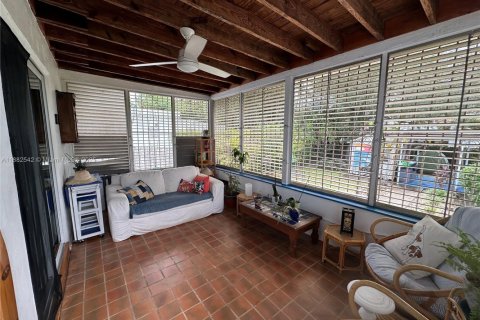 Купить виллу или дом в Майами, Флорида 2 спальни, 107.95м2, № 1932234 - фото 21