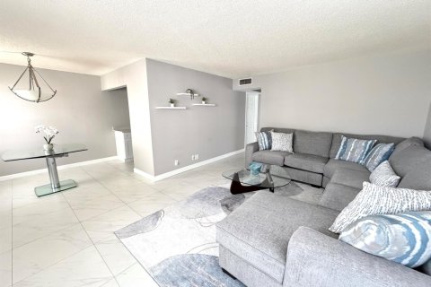 Condominio en venta en Boca Raton, Florida, 2 dormitorios, 78.04 m2 № 2146146 - foto 10