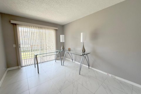 Condominio en venta en Boca Raton, Florida, 2 dormitorios, 78.04 m2 № 2146146 - foto 19