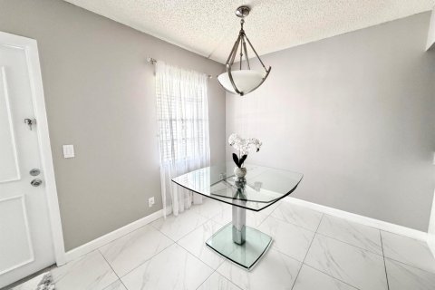Condominio en venta en Boca Raton, Florida, 2 dormitorios, 78.04 m2 № 2146146 - foto 8