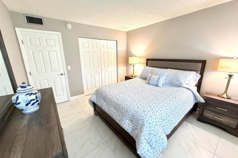 Condominio en venta en Boca Raton, Florida, 2 dormitorios, 78.04 m2 № 2146146 - foto 16