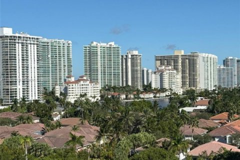 Condo à Sunny Isles Beach, Floride, 2 chambres  № 2169617