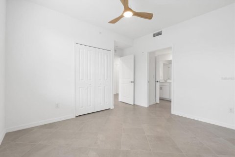 Купить кондоминиум в Венеция, Флорида 7 комнат, 121.98м2, № 2148439 - фото 17