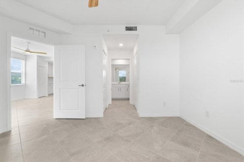Купить кондоминиум в Венеция, Флорида 7 комнат, 121.98м2, № 2148439 - фото 11
