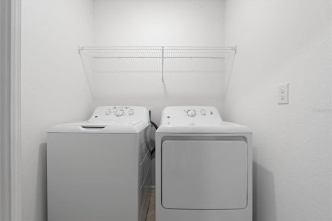 Купить кондоминиум в Венеция, Флорида 7 комнат, 121.98м2, № 2148439 - фото 21