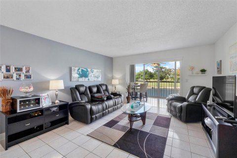 Copropriété à vendre à Margate, Floride: 2 chambres, 85.47 m2 № 2083697 - photo 4