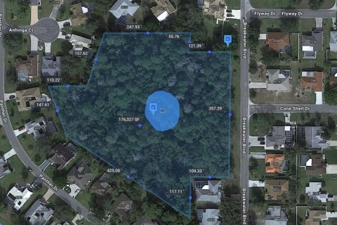 Land in Spring Hill, Florida № 1540643 - photo 1