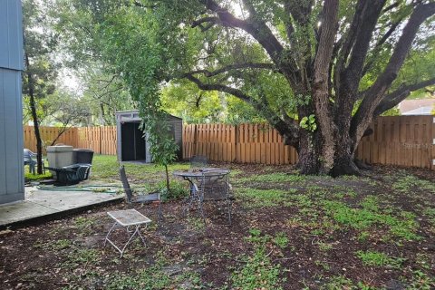 Villa ou maison à louer à Palm Harbor, Floride: 2 chambres, 105.72 m2 № 2418593 - photo 14