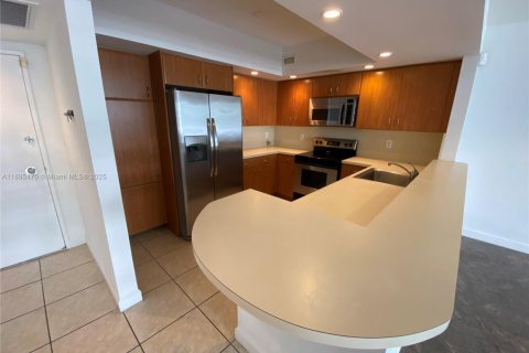 Copropriété à louer à Miami Beach, Floride: 2 chambres, 153.29 m2 № 2016388 - photo 3