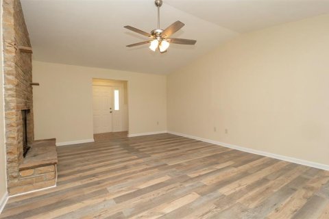 Casa en venta en Spring Hill, Florida, 3 dormitorios, 148.55 m2 № 1916787 - foto 9