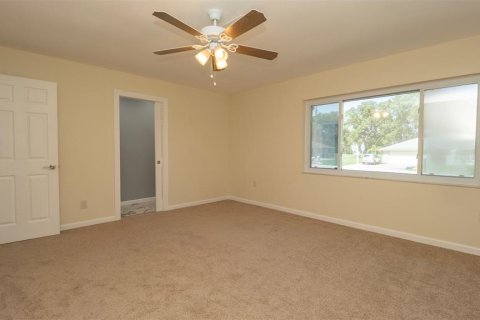 Casa en venta en Spring Hill, Florida, 3 dormitorios, 148.55 m2 № 1916787 - foto 19