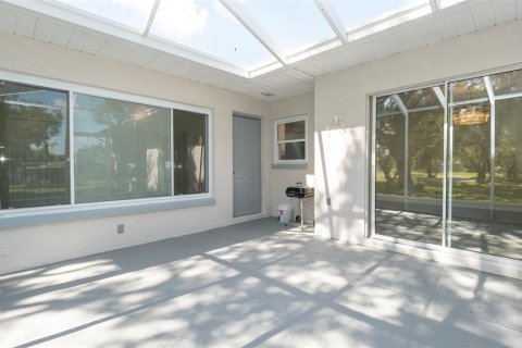 Casa en venta en Spring Hill, Florida, 3 dormitorios, 148.55 m2 № 1916787 - foto 29