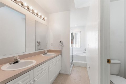 Adosado en venta en Davenport, Florida, 3 dormitorios, 126.72 m2 № 1879810 - foto 18