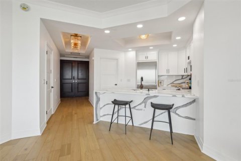 Condo in Tampa, Florida, 2 bedrooms  № 1295963 - photo 11