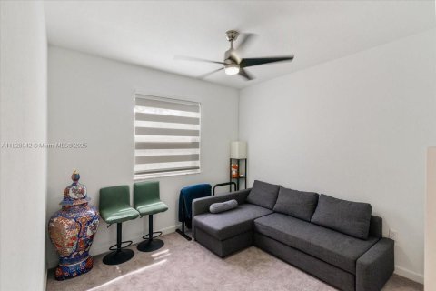 House in Homestead, Florida 5 bedrooms, 269.88 sq.m. № 1800919 - photo 26