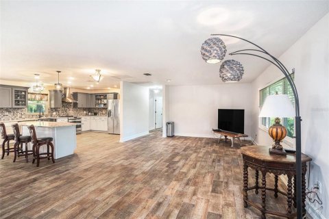 House in Lakeland, Florida 3 bedrooms, 172.8 sq.m. № 1757606 - photo 4