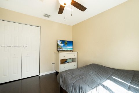 Villa ou maison à vendre à Miramar, Floride: 3 chambres, 142.6 m2 № 1997614 - photo 22