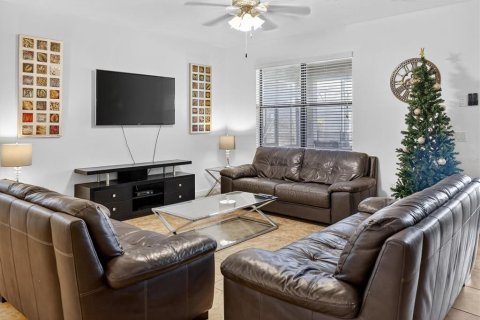 Villa ou maison à vendre à Davenport, Floride: 8 chambres, 363.15 m2 № 2136842 - photo 9
