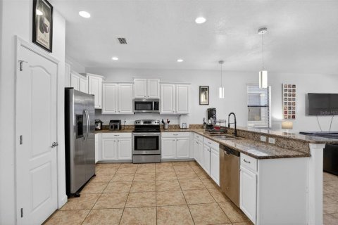 Villa ou maison à vendre à Davenport, Floride: 8 chambres, 363.15 m2 № 2136842 - photo 19