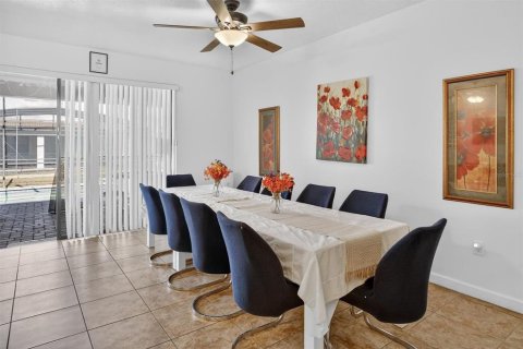 Villa ou maison à vendre à Davenport, Floride: 8 chambres, 363.15 m2 № 2136842 - photo 3