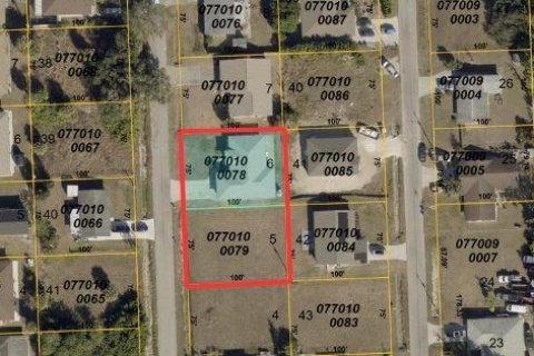 Terreno en North Port, Florida № 2267437