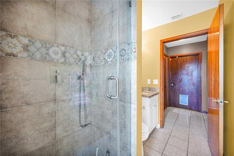 Casa en venta en Pembroke Pines, Florida, 4 dormitorios, 257.9 m2 № 2006302 - foto 28