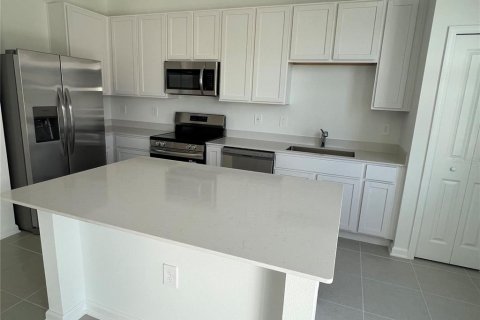 Adosado en venta en Kissimmee, Florida, 3 dormitorios, 156.91 m2 № 1810103 - foto 3