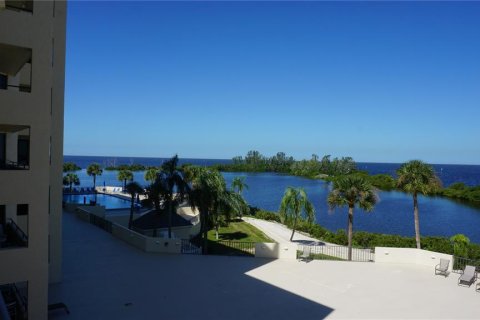Condo in Hudson, Florida, 2 bedrooms  № 2430393 - photo 21