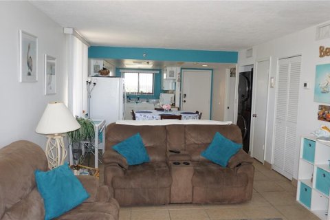 Condo in Hudson, Florida, 2 bedrooms  № 2430393 - photo 8