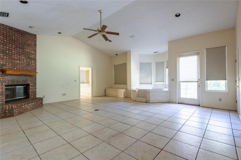 Villa ou maison à vendre à Land O' Lakes, Floride: 3 chambres, 251.11 m2 № 2349976 - photo 7