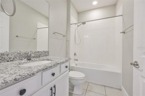 Villa ou maison à vendre à Apollo Beach, Floride: 4 chambres, 213.95 m2 № 2110352 - photo 12