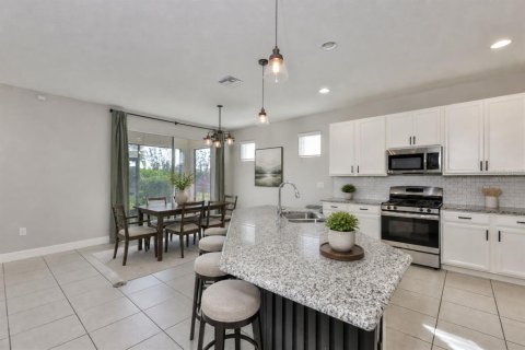 Villa ou maison à vendre à Apollo Beach, Floride: 4 chambres, 213.95 m2 № 2110352 - photo 7