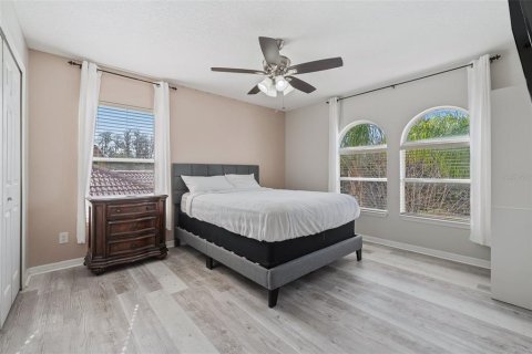 Casa en venta en Kissimmee, Florida, 6 dormitorios, 326.27 m2 № 1773000 - foto 25