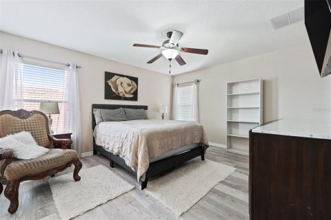 Casa en venta en Kissimmee, Florida, 6 dormitorios, 326.27 m2 № 1773000 - foto 23