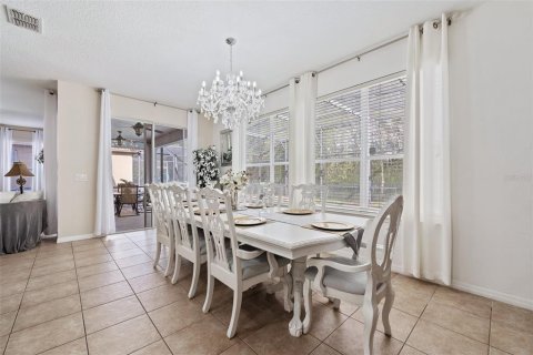 Casa en venta en Kissimmee, Florida, 6 dormitorios, 326.27 m2 № 1773000 - foto 17