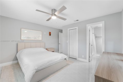 House in Delray Beach, Florida 2 bedrooms, 130.62 sq.m. № 2250452 - photo 19
