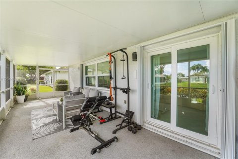 House in Delray Beach, Florida 2 bedrooms, 130.62 sq.m. № 2250452 - photo 25