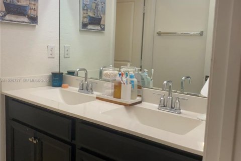 Villa ou maison à vendre à Homestead, Floride: 5 chambres, 273.5 m2 № 1984095 - photo 12