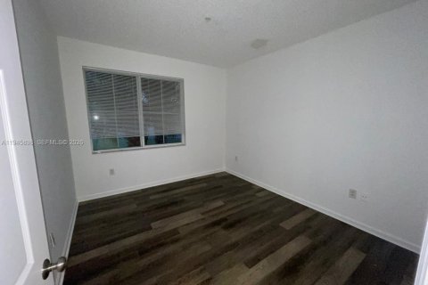 Touwnhouse à louer à Coral Springs, Floride: 3 chambres, 130.71 m2 № 2002160 - photo 16