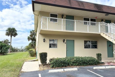 Condominio en venta en Cape Canaveral, Florida, 2 dormitorios, 100.52 m2 № 1561519 - foto 1