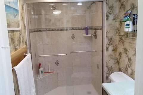 Condominio en venta en Pembroke Pines, Florida, 2 dormitorios № 1977320 - foto 20