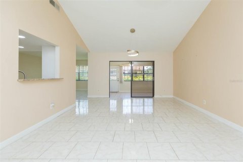 Villa ou maison à vendre à Clearwater, Floride: 2 chambres, 122.07 m2 № 1680650 - photo 6