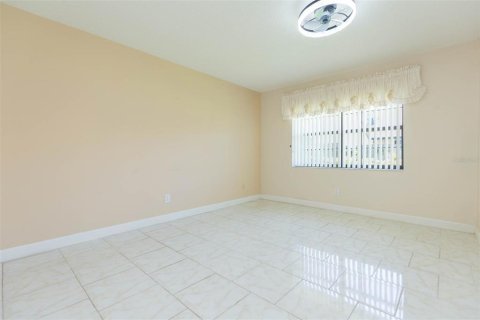 Villa ou maison à vendre à Clearwater, Floride: 2 chambres, 122.07 m2 № 1680650 - photo 26