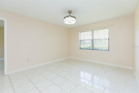 Villa ou maison à vendre à Clearwater, Floride: 2 chambres, 122.07 m2 № 1680650 - photo 11