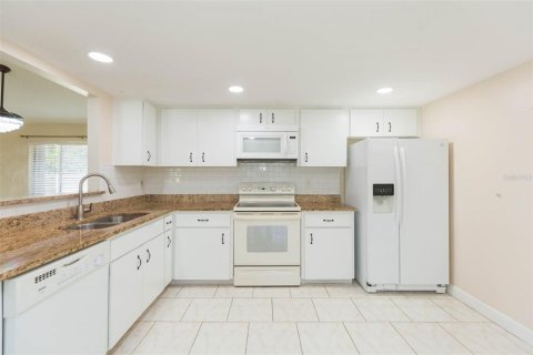 Villa ou maison à vendre à Clearwater, Floride: 2 chambres, 122.07 m2 № 1680650 - photo 18