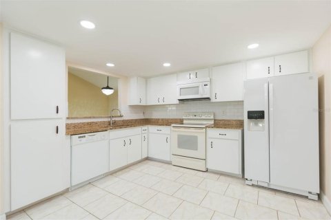 Villa ou maison à vendre à Clearwater, Floride: 2 chambres, 122.07 m2 № 1680650 - photo 17